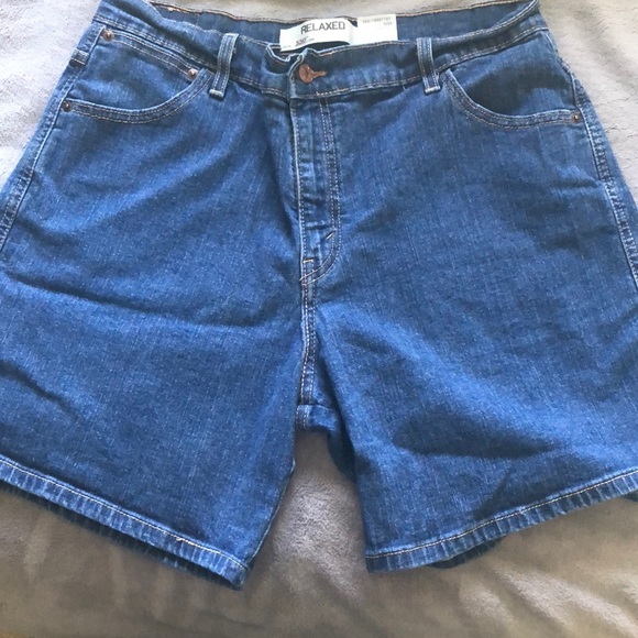 levis mom shorts